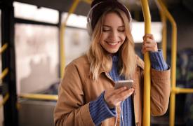 Έρχεται διαγωνισμός 15,8 εκατ. ευρώ για δωρεάν WiFi και πλατφόρμα Infontainment σε 897 Αστικά Λεωφορεία