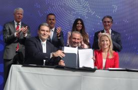 Aktor – ΔΕΠΑ Εμπορίας: Υπογραφές για αμερικανικό LNG – Πρώτο μακροχρόνιο συμβόλαιο στη ΝΑ Ευρώπη