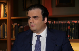 Πιερρακάκης: Η οικονομία έχει βελτιωθεί σε όλες τις πτυχές - Υπέρ της αναδιάρθρωσης των ΕΛΤΑ