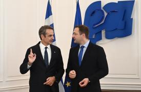 Συνάντηση Μητσοτάκη με τον Ευρωπαίο Επίτροπο Γεωργίας και Τροφίμων