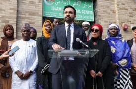 Ο Μαμντάνι της ΝΥ - Το βιβλίο ενός πρώην 30άρη - Σαν φίλοι, σαν γνωστοί στο Προεδρικό