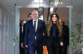 Θεοδωρικάκος σε Γκίλφοϊλ: Ενίσχυση της στρατηγικής σχέσης Ελλάδας – ΗΠΑ σε επενδύσεις, ναυπηγική βιομηχανία, εμπόριο