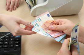 Φοροαπαλλαγές: Φόρους 22,9 δισ. ευρώ γλίτωσαν νοικοκυριά και επιχειρήσεις το 2025