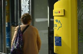 ΕΛΤΑ: Ενώ δεν απολάμβαναν καλές υπηρεσίες, γιατί φωνάζουν να μην κλείσουν;