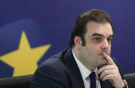 Προϋπολογισμός: Οι κίνδυνοι που απειλούν την ελληνική οικονομία - Τα τρία κακά σενάρια