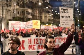 Πολυτεχνείο: Ολοκληρώθηκε η πορεία - Αποκαταστάθηκε η κυκλοφορία στο κέντρο της Αθήνας, άνοιξαν οι σταθμοί του Μετρό