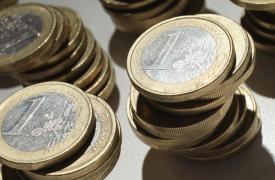 Λοταρία: 1.000 ευρώ μπόνους σε πολίτες που εισπράττουν επιδόματα - Πώς κληρώνονται και πότε πληρώνονται οι δικαιούχοι