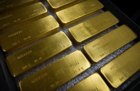 Σταθερός ο χρυσός καθώς μεγαλώνει η αισιοδοξία για μείωση επιτοκίων