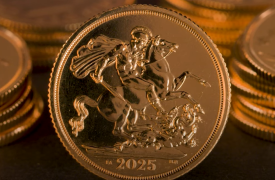 Χρυσή λίρα με ελληνικό ιδιόσημο από το Βασιλικό Νομισματοκοπείο Αγγλίας και την Τράπεζα Πειραιώς