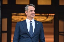 Δημοσκόπηση Opinion Poll: Πρώτη με «αέρα» 13,3 μονάδων η ΝΔ - Καταλληλότερος για πρωθυπουργός ο Μητσοτάκης