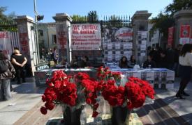 Ξεκίνησαν οι τριήμερες εκδηλώσεις για την 52η επέτειο του Πολυτεχνείου