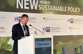 Στουρνάρας: Η προσαρμογή στην κλιματική αλλαγή δεν είναι μόνο αναγκαιότητα, αλλά και επενδυτική ευκαιρία