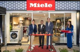 Η Miele εγκαινίασε το νέο Experience Center στο Ίλιον