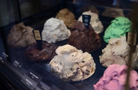 Άκης Σταυρίδης (Kayak): Φτιάχνουμε το καλύτερο παγωτό, σαν να το φτιάχναμε στο σπίτι μας