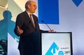 Χατζηδάκης: Επτά άξονες στήριξης της βιομηχανίας