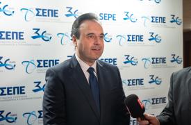 Παπαστεργίου: Πρέπει να αλλάξει ο ρυθμός ενσωμάτωσης της ΑΙ από τις επιχειρήσεις