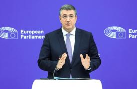 Τζιτζικώστας: Μέχρι στιγμής τα στοιχεία δείχνουν μικρή αύξηση των τουριστικών αφίξεων στην Ευρώπη σε σχέση με πέρσι