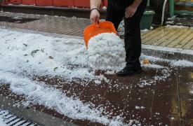 Διπλό κύμα κακοκαιρίας προ των πυλών: Πού αναμένονται καταιγίδες και χαλαζοπτώσεις