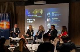 EY: Νέα εποχή για τις εταιρικές αναφορές με AI, CSRD και εξελίξεις στα πρότυπα IFRS και ESRS