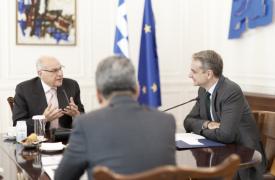 Συνάντηση Μητσοτάκη με ΥΠΕΞ Αλγερίας: Αμοιβαία βούληση για ενίσχυση των διμερών σχέσεων