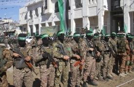 Χαμάς: Δηλώνει έτοιμη να παραδώσει τα όπλα της σε μια παλαιστινιακή αρχή αν σταματήσει η κατοχή