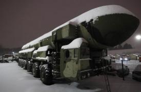 Το 2026 κρίσιμο έτος για την αποσάθρωση των δομών ελέγχου των πυρηνικών όπλων