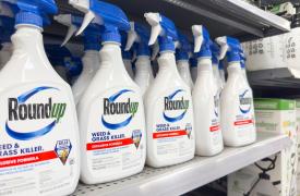 Bayer: Η κυβέρνηση Τραμπ στηρίζει τον περιορισμό των αγωγών κατά της Roundup