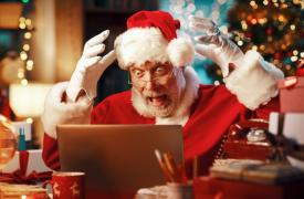 Αβεβαιότητα για τα Χριστούγεννα λόγω τραυματισμού του Αϊ-Βασίλη σε μπασκετικό ατύχημα