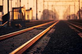 Σιδηρόδρομος: Τι συμβαίνει με δύο έργα συνολικού ύψους 125 εκατ. ευρώ σε Πελοπόννησο και Β. Ελλάδα