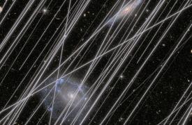 Διάστημα: Η φωτορύπανση από δορυφόρους απειλεί τις αστρονομικές παρατηρήσεις