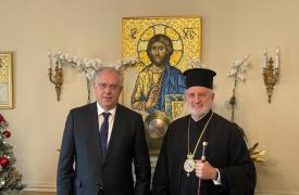 Συνάντηση του υπ. Ανάπτυξης και Επενδύσεων με τον Αρχιεπίσκοπο Αμερικής Ελπιδοφόρο