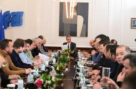 Μητσοτάκης σε αγρότες: Τις εξελίξεις διαμορφώνουν οι παρόντες - Ανοιχτό πεδίο για ουσιαστική συζήτηση