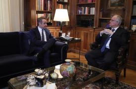 Μητσοτάκης σε Τασούλα: Φέρνω νέα ταραγμένων θαλασσών – Να πρυτανεύσει η λογική και ο διάλογος στις σχέσεις ΕΕ-ΗΠΑ