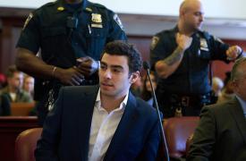 ΗΠΑ: O Λουίτζι Μαντζιόνε δεν θα βρεθεί αντιμέτωπος με τη θανατική ποινή