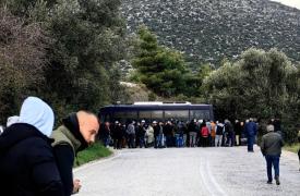 ΕΛΑΣ: Πού υπάρχουν διακοπές κυκλοφορίας και εκτροπές στην Εθνική Οδό Αθηνών-Λαμίας