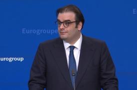 Πιερρακάκης στο Eurogroup: Να επιστρέψουμε στο δρόμο της βιώσιμης ανάπτυξης - «Ο διάλογος με τις ΗΠΑ είναι το κλειδί»