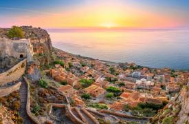 5 κάστρα της Ελλάδας για ρομαντικές αποδράσεις