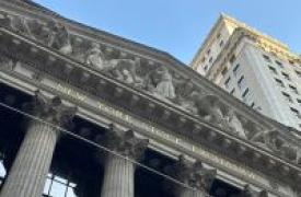 Δεύτερη σερί «κόκκινη» εβδομάδα στη Wall Street - Κατακρήμνιση 17% για Intel