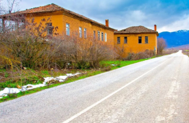 Κορέστεια: Τα πλίνθινα χωριά όπου σταμάτησε ο χρόνος