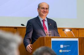 Χατζηδάκης: Τριπλή παρέμβαση κατά της γραφειοκρατίας για πολίτες και επιχειρήσεις