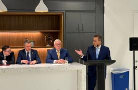 Παπασταύρου από Ουάσιγκτον: «Η Ελλάδα στον πυρήνα της ενεργειακής συνεργασίας ΕΕ και ΗΠΑ»