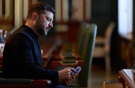 FT: Στις 24/2 οι ανακοινώσεις Ζελένσκι για εκλογές και δημοψήφισμα στην Ουκρανία