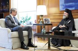 Μητσοτάκης προς αρχιεπίσκοπο Αυστραλίας: Μεγάλη κατάκτηση η επιστολική ψήφος των αποδήμων