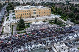 Πάνω από 1.000 αγρότες στο Σύνταγμα - Κλειστοί οι δρόμοι στο κέντρο