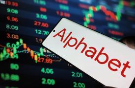 Alphabet: Έσοδα 113,83 δισ. δολαρίων το δ' τρίμηνο - Ισχυρές κεφαλαιουχικές δαπάνες το 2026