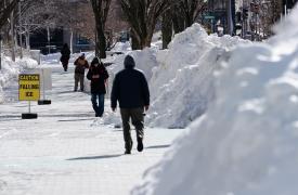 ΗΠΑ: Διακοπές ρεύματος και κλειστά σχολεία σε βορειοανατολικές πολιτείες λόγω χιονοπτώσεων