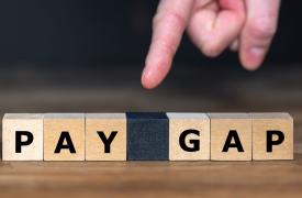 To μισθολογικό χάσμα αντρών - γυναικών ανοίγει την «ψαλίδα» στο 23,8% και στις συντάξεις τους