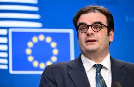 Πιερρακάκης: Η ΕΕ προσφέρει προστιθέμενη αξία στη διαχείριση των παγκόσμιων ανισορροπιών