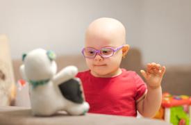 Πρωτοποριακή μελέτη φανερώνει τις αιτίες για τις ανισότητες μεταξύ των χωρών στην επιβίωση των παιδιών με καρκίνο