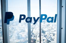 Bloomberg: Μνηστήρες για την εξαγορά της PayPal